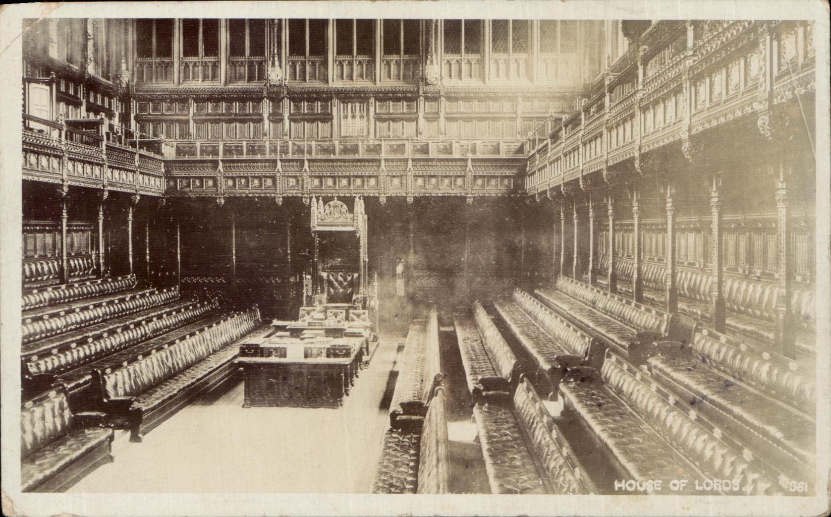 VINTAGE POSTCARD London House off Lords