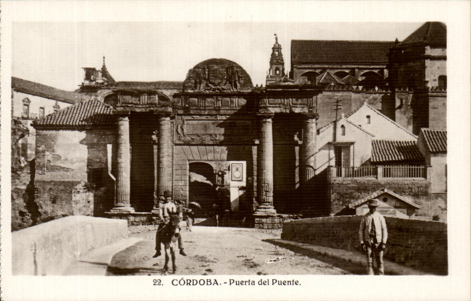 POSTAL Cordoba Puerta del Puente de la VENDIMIA