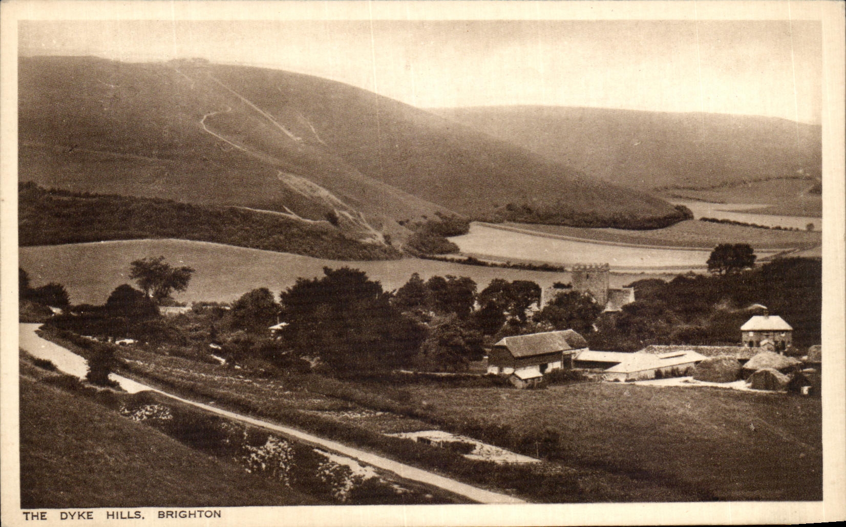 VINTAGE POSTCARD The Dyke Hills Brighton