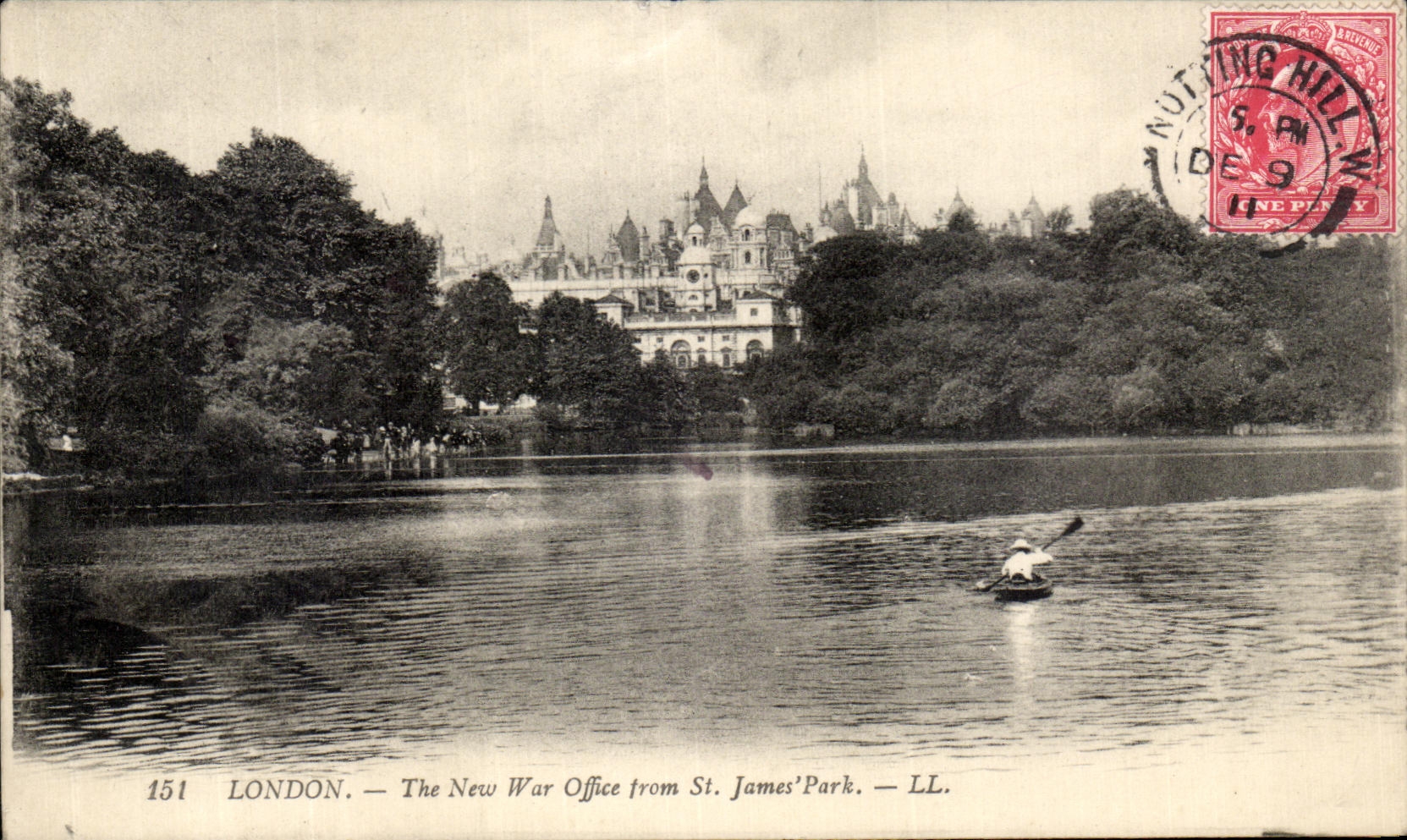 VINTAGE POSTCARD London The New War Office From St Jmes park