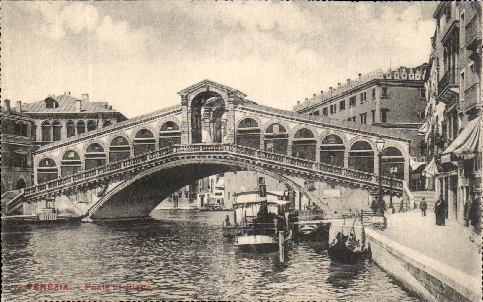 VINTAGE POSTCARD Venezia Big shot Di Pialto