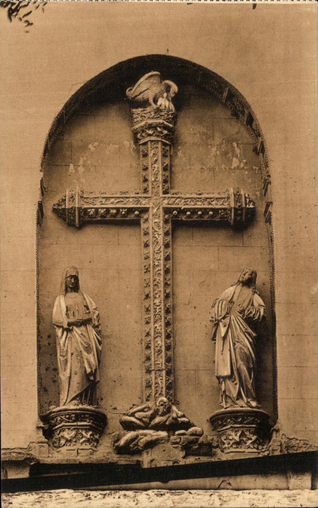 VINTAGE POSTCARD Toledo Portada De San Juan De Los Reyes