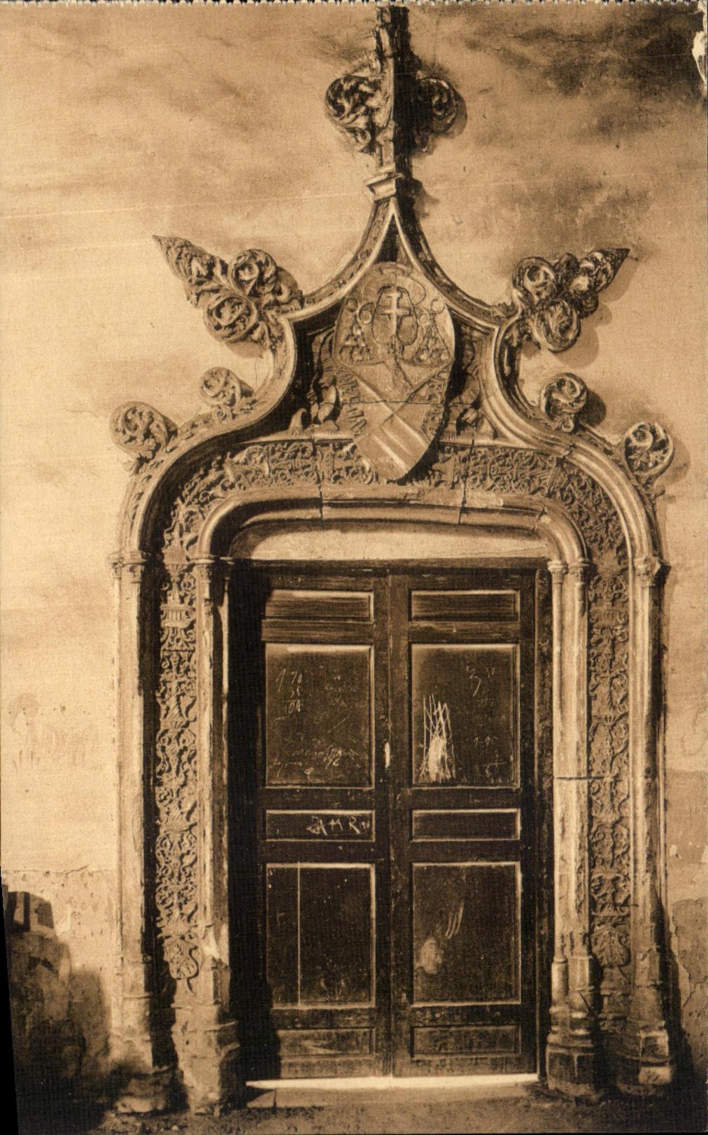 VINTAGE POSTCARD Toledo Puerta Del Crucero del Hospital de Santa Cruz