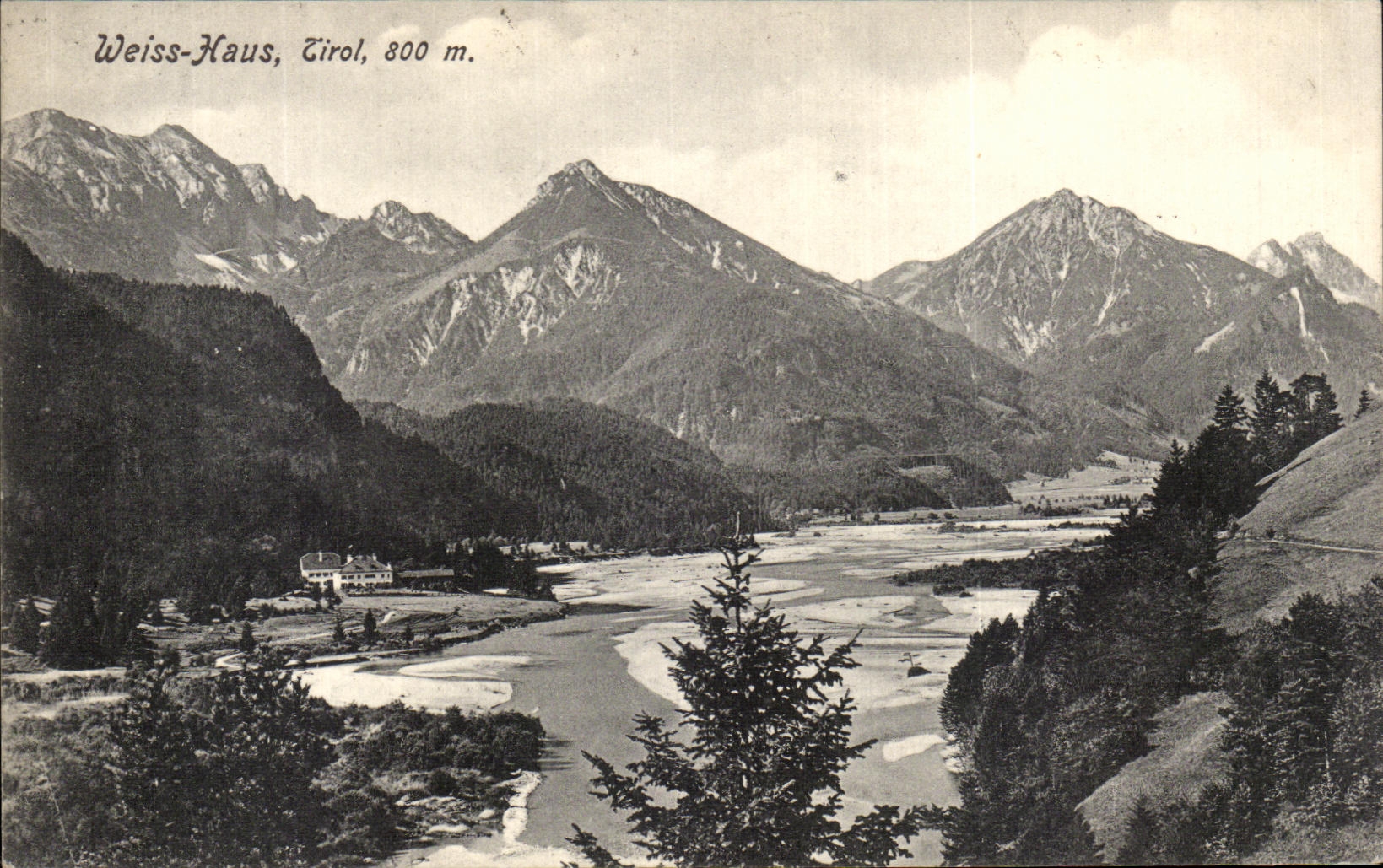 VINTAGE POSTCARD Weiss Haus the Tirol