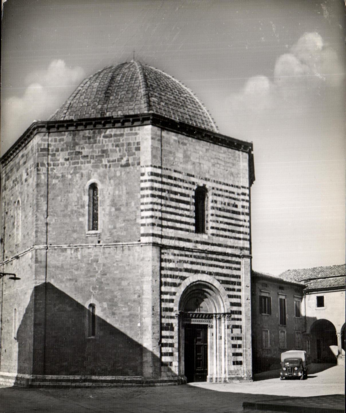 CPA Volterra Il Battistero