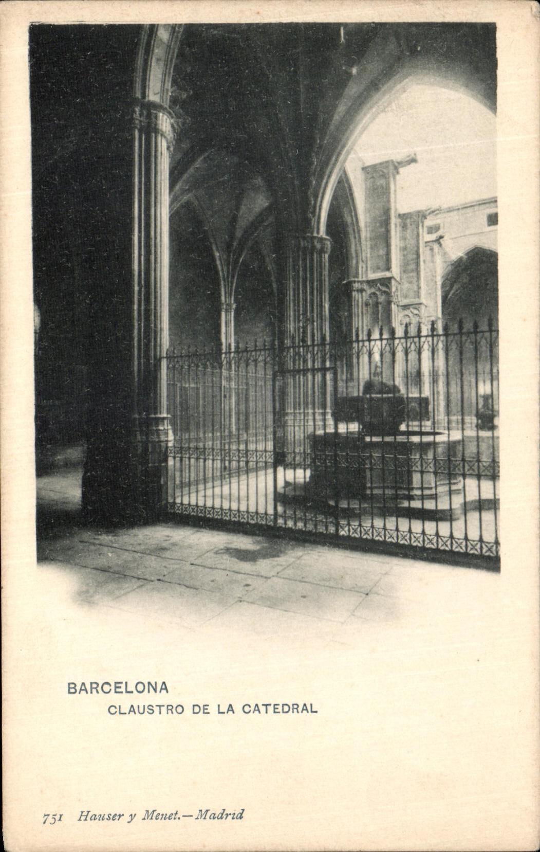 VINTAGE POSTCARD Barcelona Claustro Of Catedral