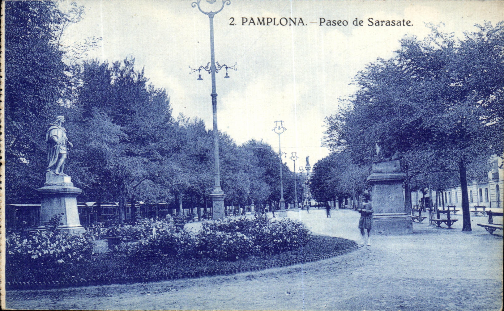 VINTAGE POSTCARD Pamplano Paseo de Sarasate