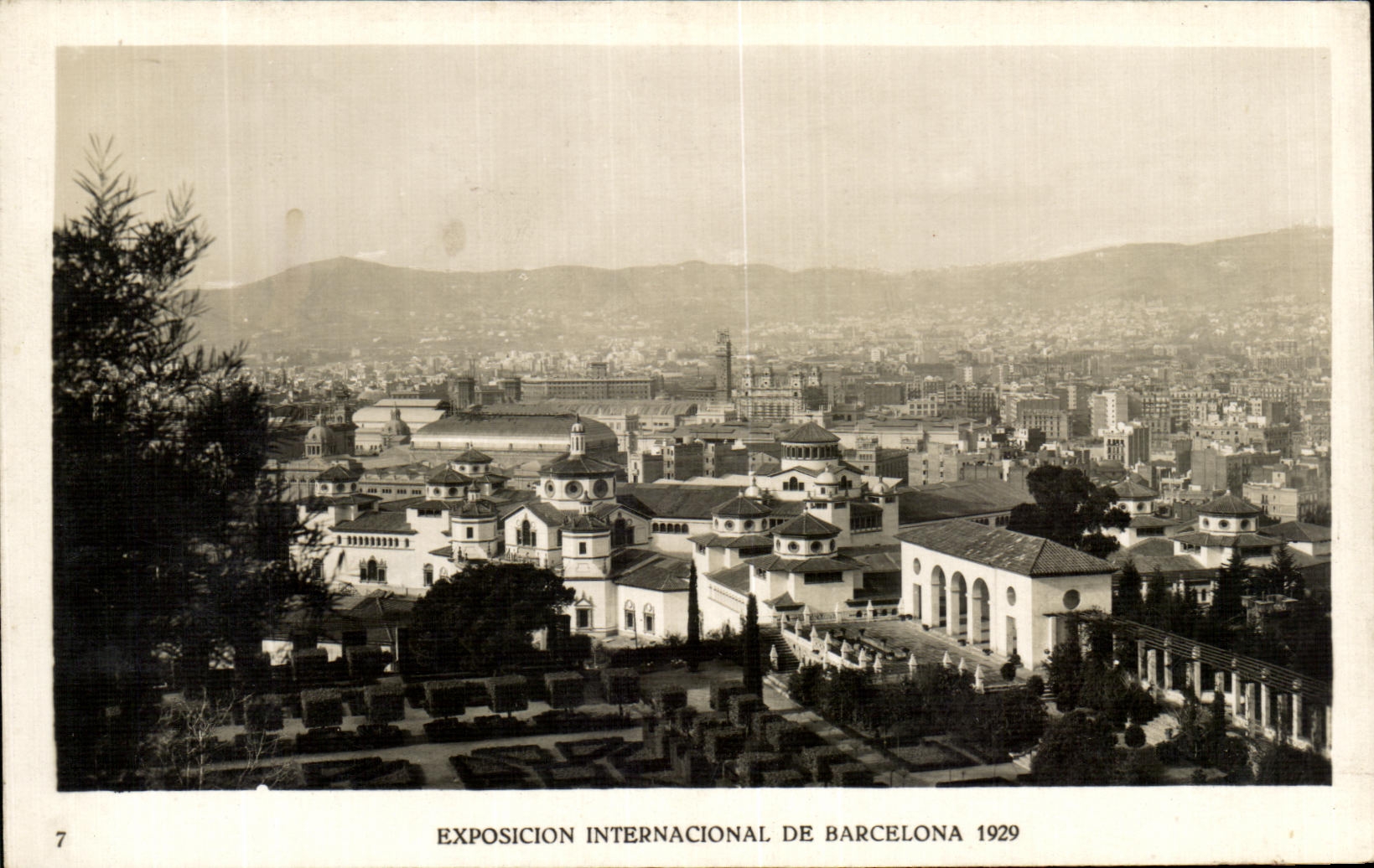 VINTAGE POSTCARD International Expostion of Barcelona 1929