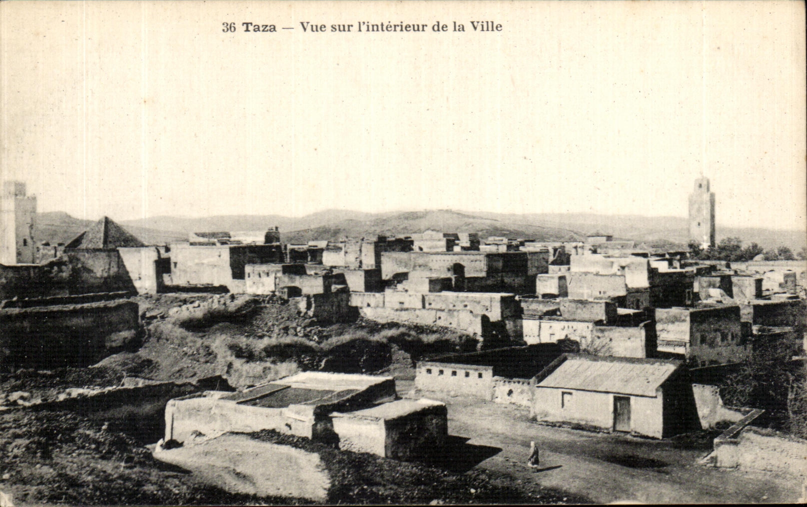 POSTAL Taza de la VENDIMIA visto en L interior de la ciudad