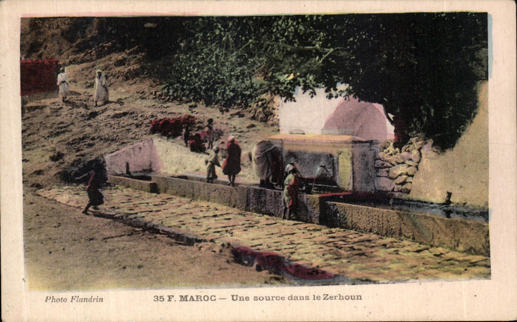 VINTAGE POSTCARD F Morocco a Source in Zerhoun