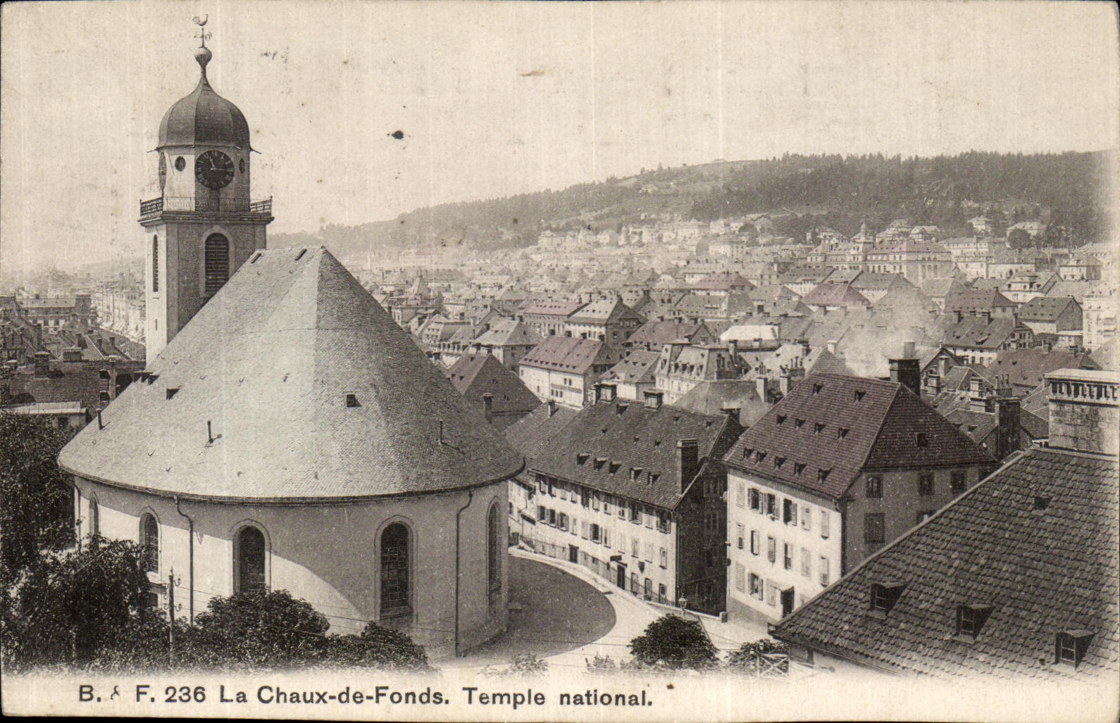 CPA La Chaux de Fonds Temple National 