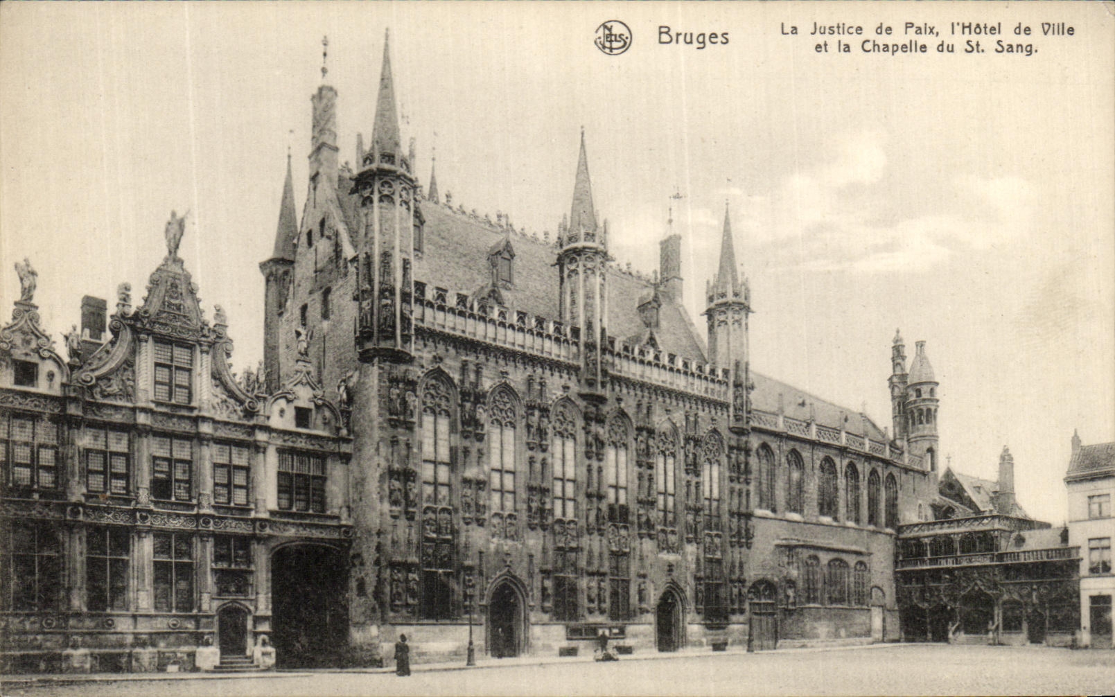 VINTAGE POSTCARD Bruges District court L Town hall And La Chapelle St Blood