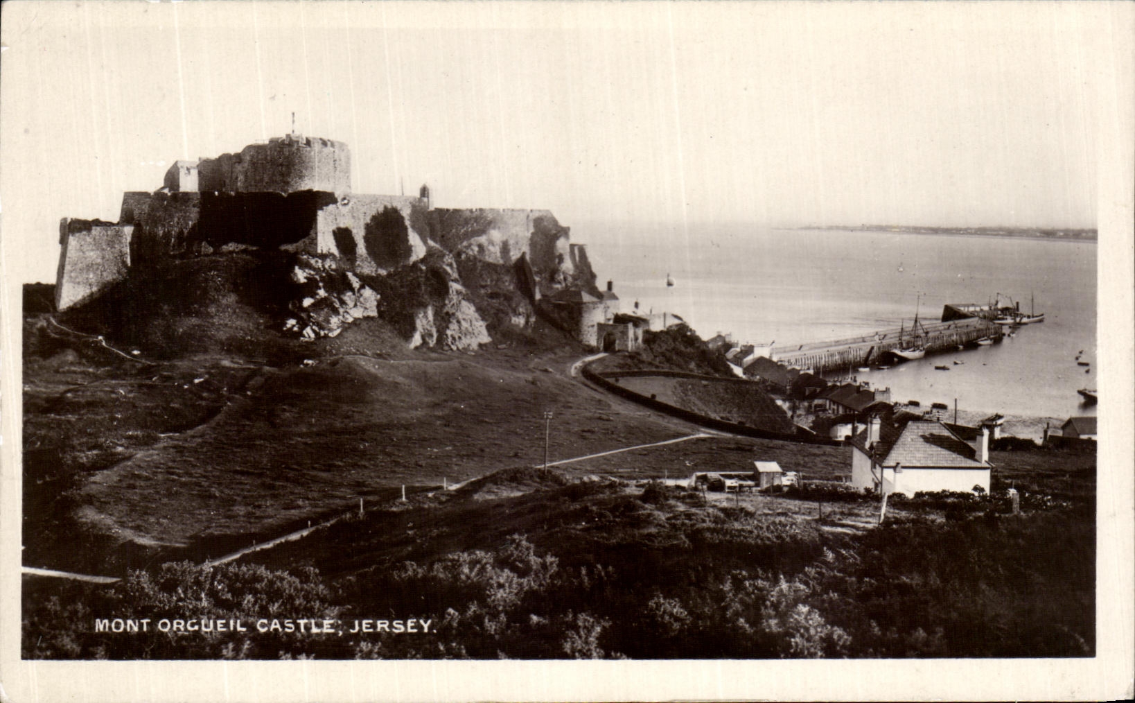 Casa de senorio de Orcueil Jersey del montaje de la POSTAL de la VENDIMIA