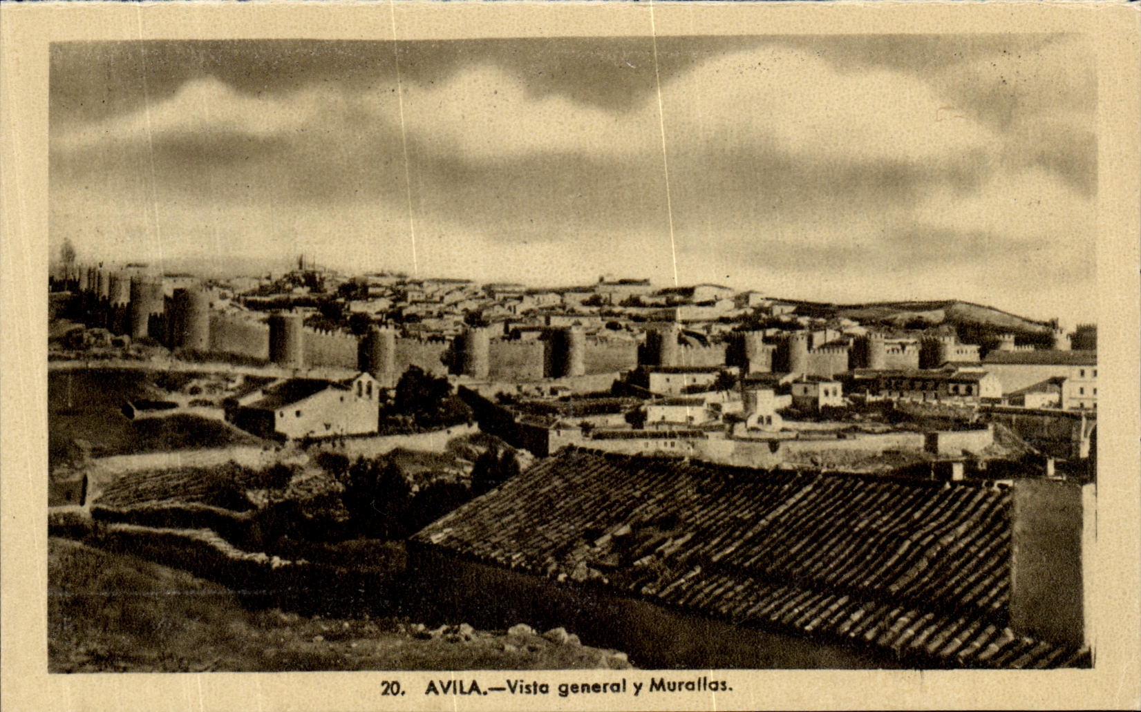 VINTAGE POSTCARD Avila Vista general there Murallas
