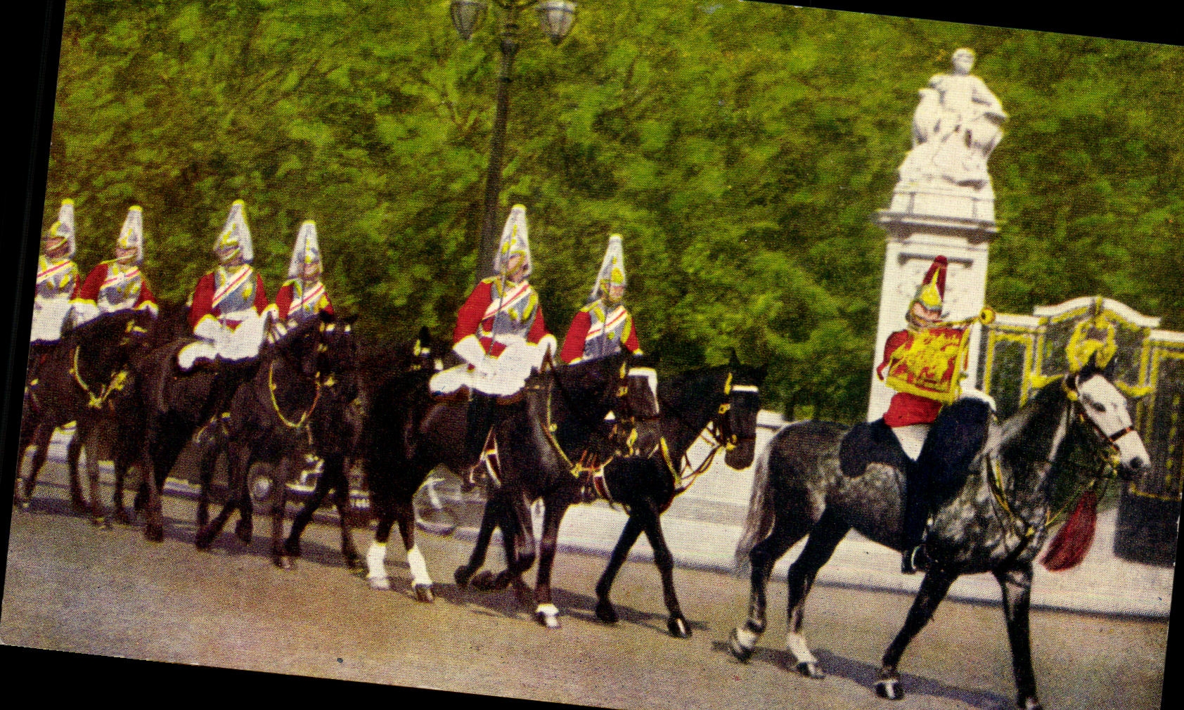 VINTAGE POSTCARD The Queen S Life Guard the piecure shows the guard proceoding