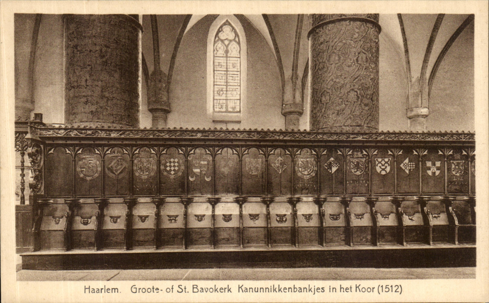 CPA Haarlem Groote of St Bavokerk Kanunnikkenbankjes