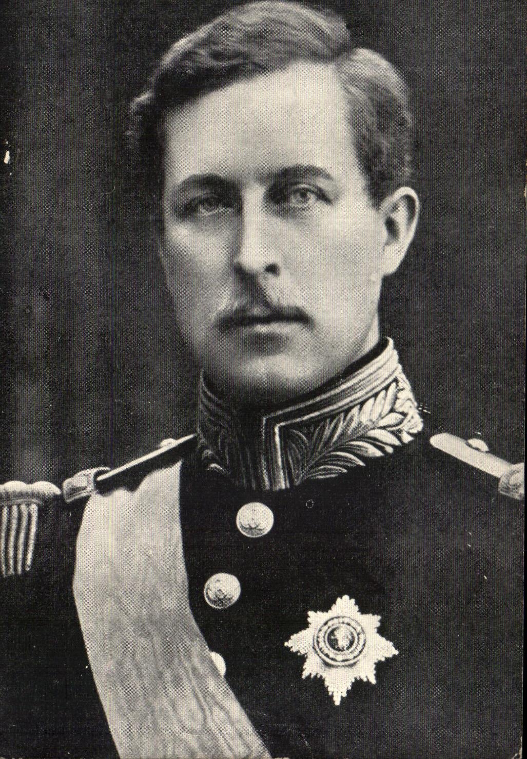 CPA SM Albert Roi des belges 
