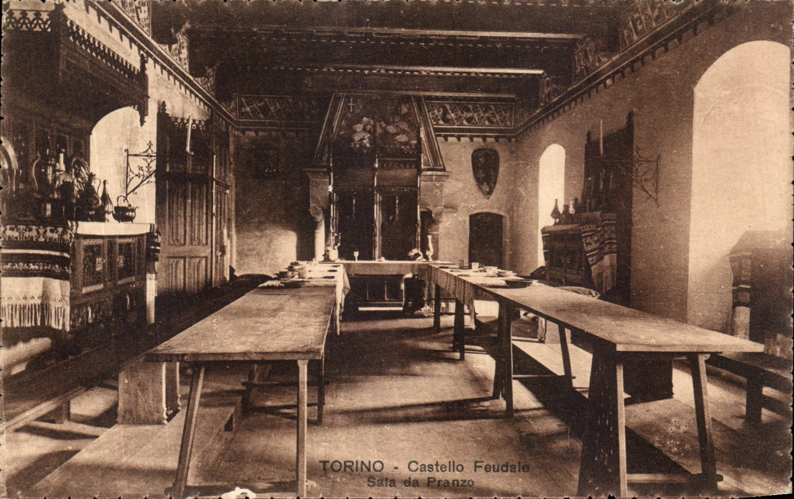 CPA Torino Castello Feudale Salla da Pranzo