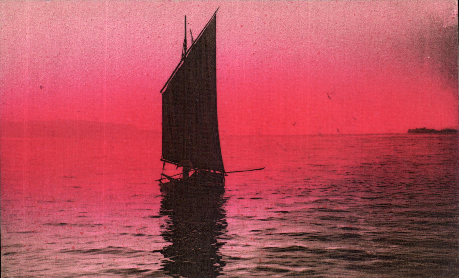 Barco de Como de la POSTAL de la VENDIMIA