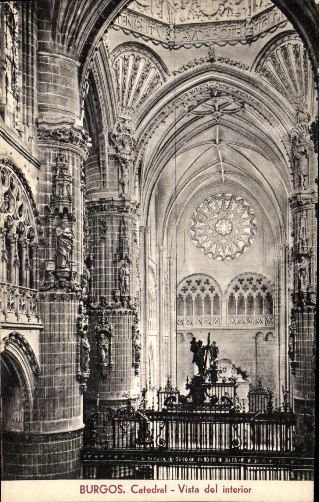 VINTAGE POSTCARD Burgos Catedral Vista del Interior