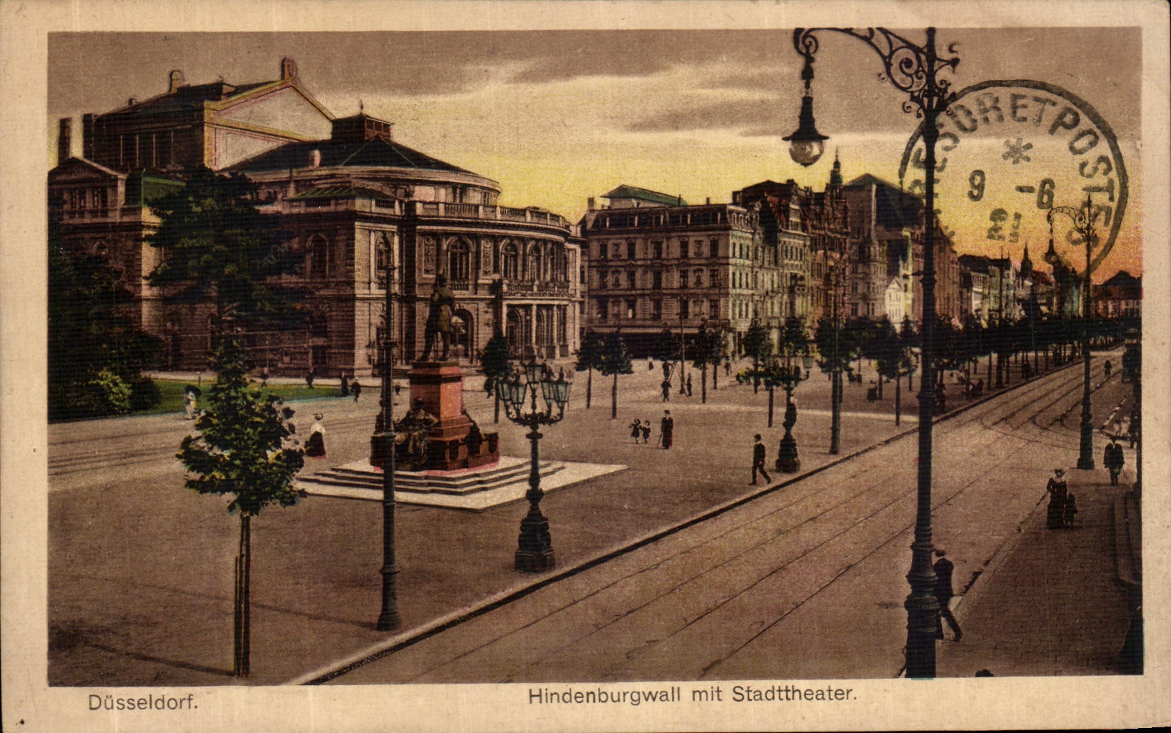 VINTAGE POSTCARD Dusseldorf Hindenburgwall put Stadttheater