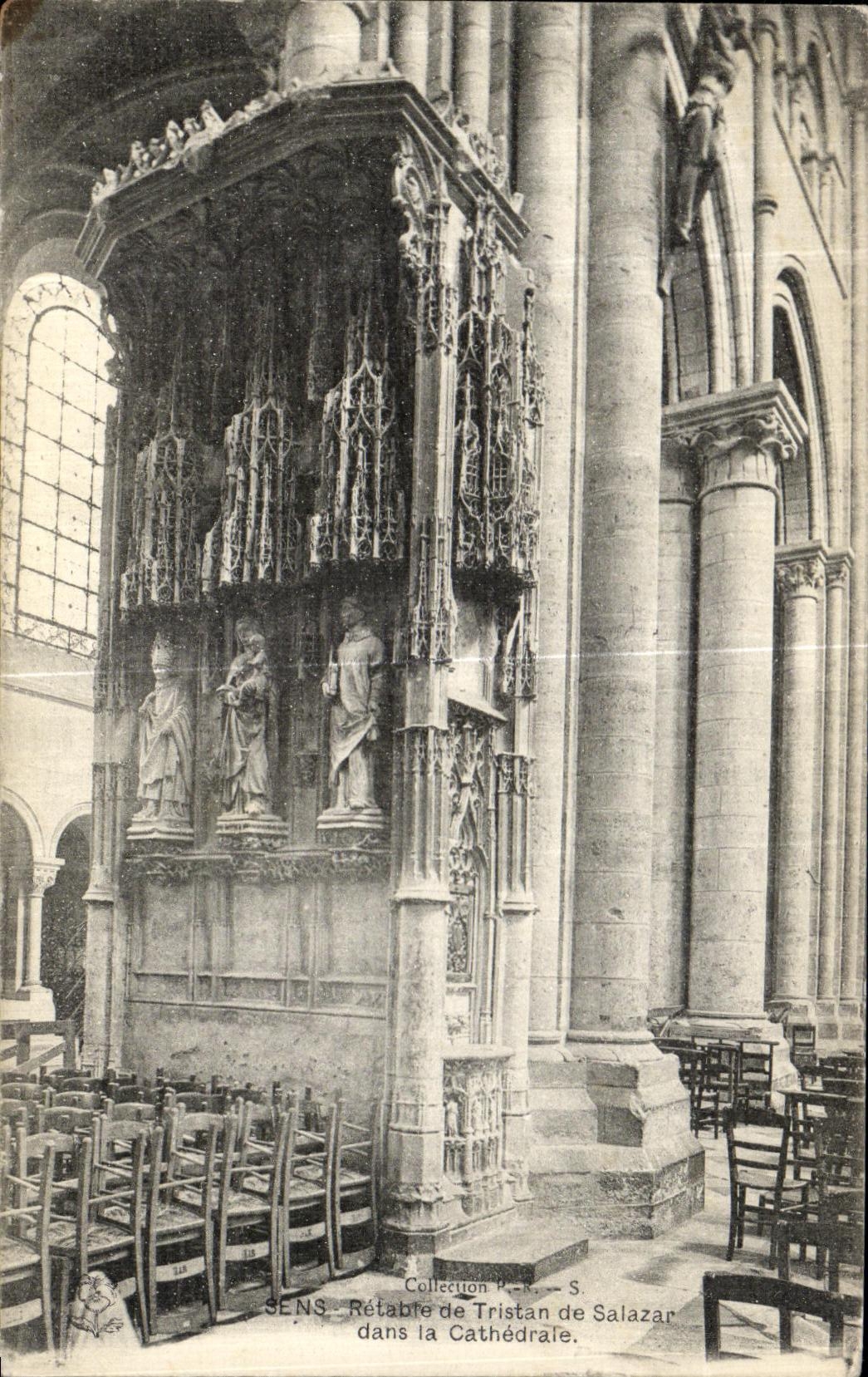 CPA Sens Retable de Tristan de Salazar dans la Cathedrale