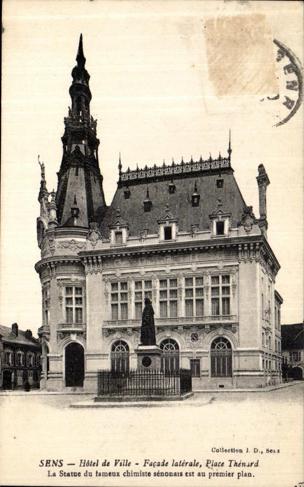 CPA Sens L Hotel De Ville Facade Laterale Place Thensrd