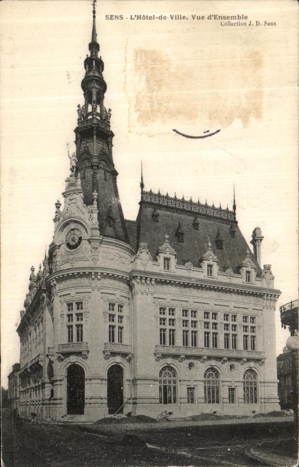 CPA Sens L Hotel De Ville Vue d Ensemble
