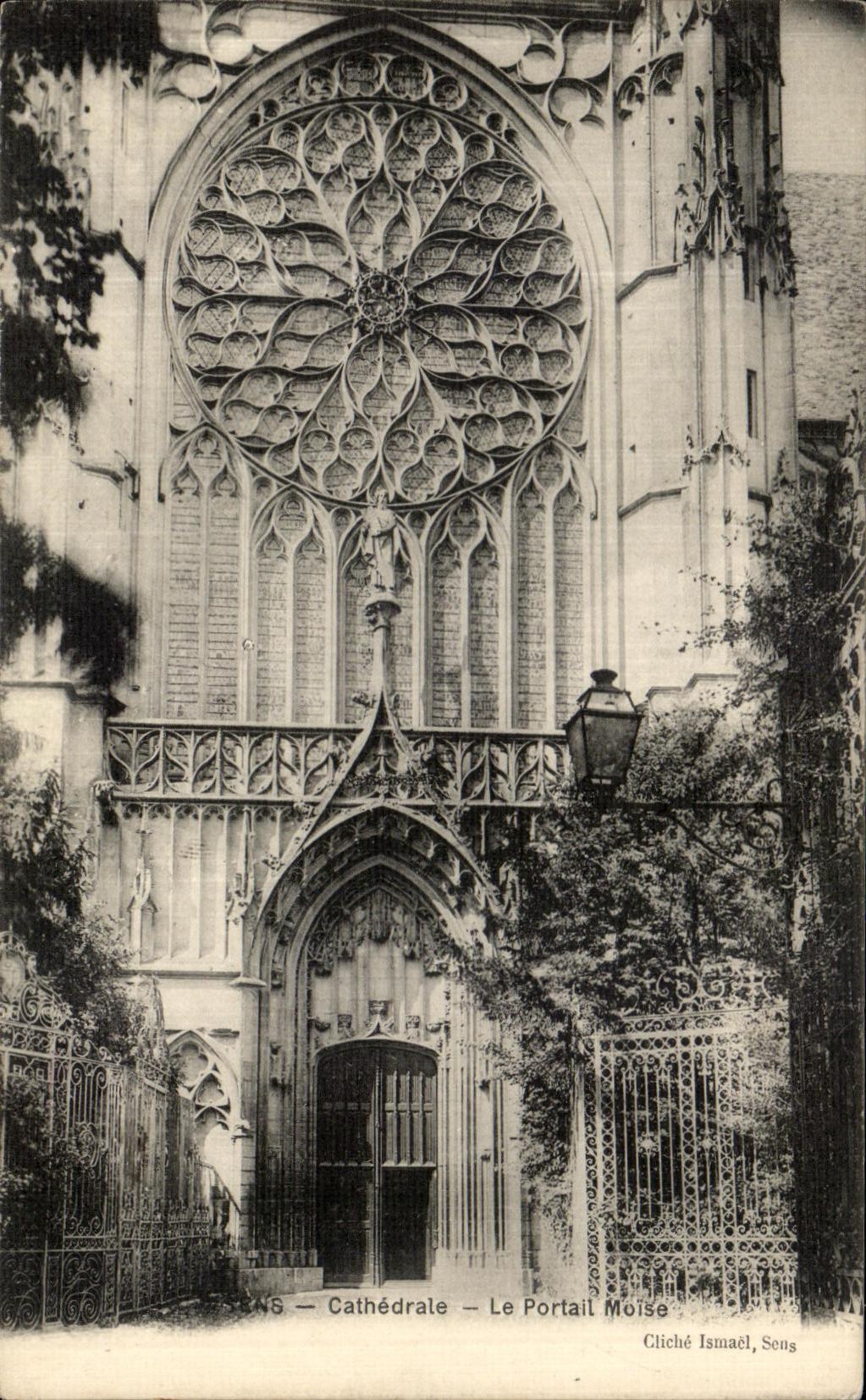 CPA Sens Cathedrale Le Portail Moise