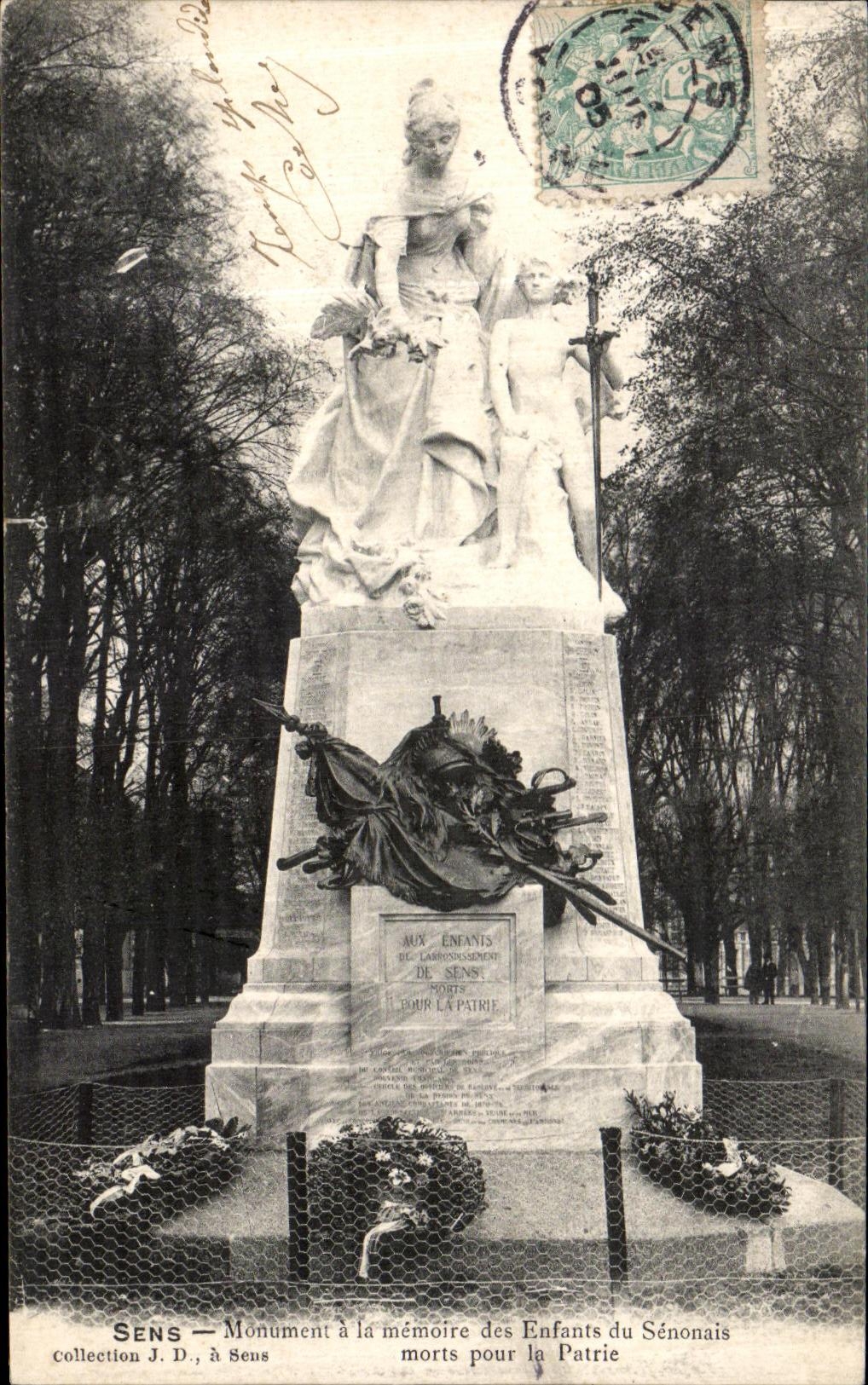 CPA Sens Monument a la Memoire Enfants du Senonais morts pour la patrie