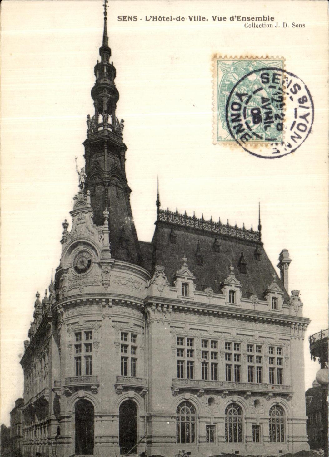 CPA Sens L Hotel De Ville Vue d Ensemble