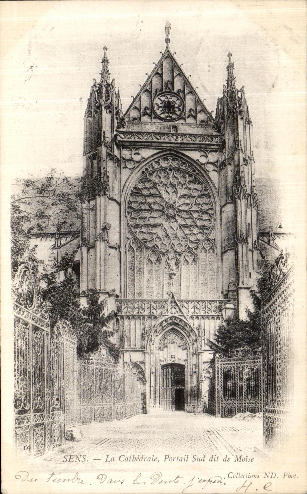 CPA Sens la Cathedrale Portail Sud dit de Moise
