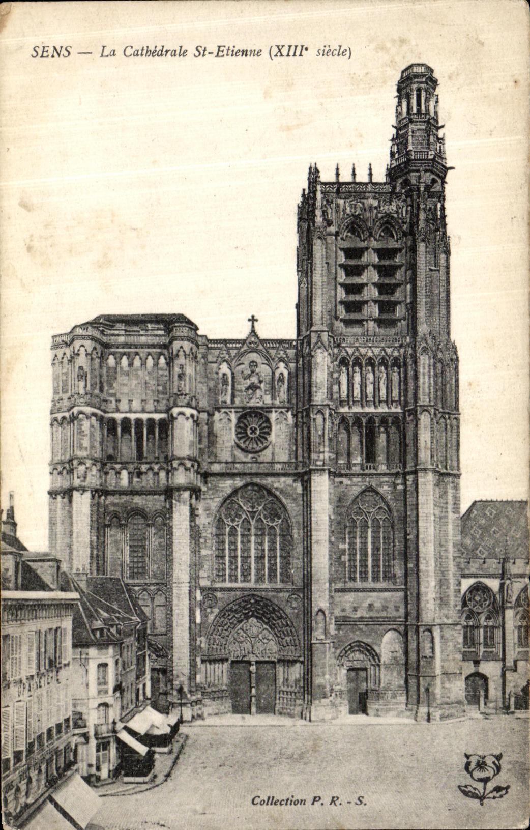 CPA Sens La Cathedrale St Etienne