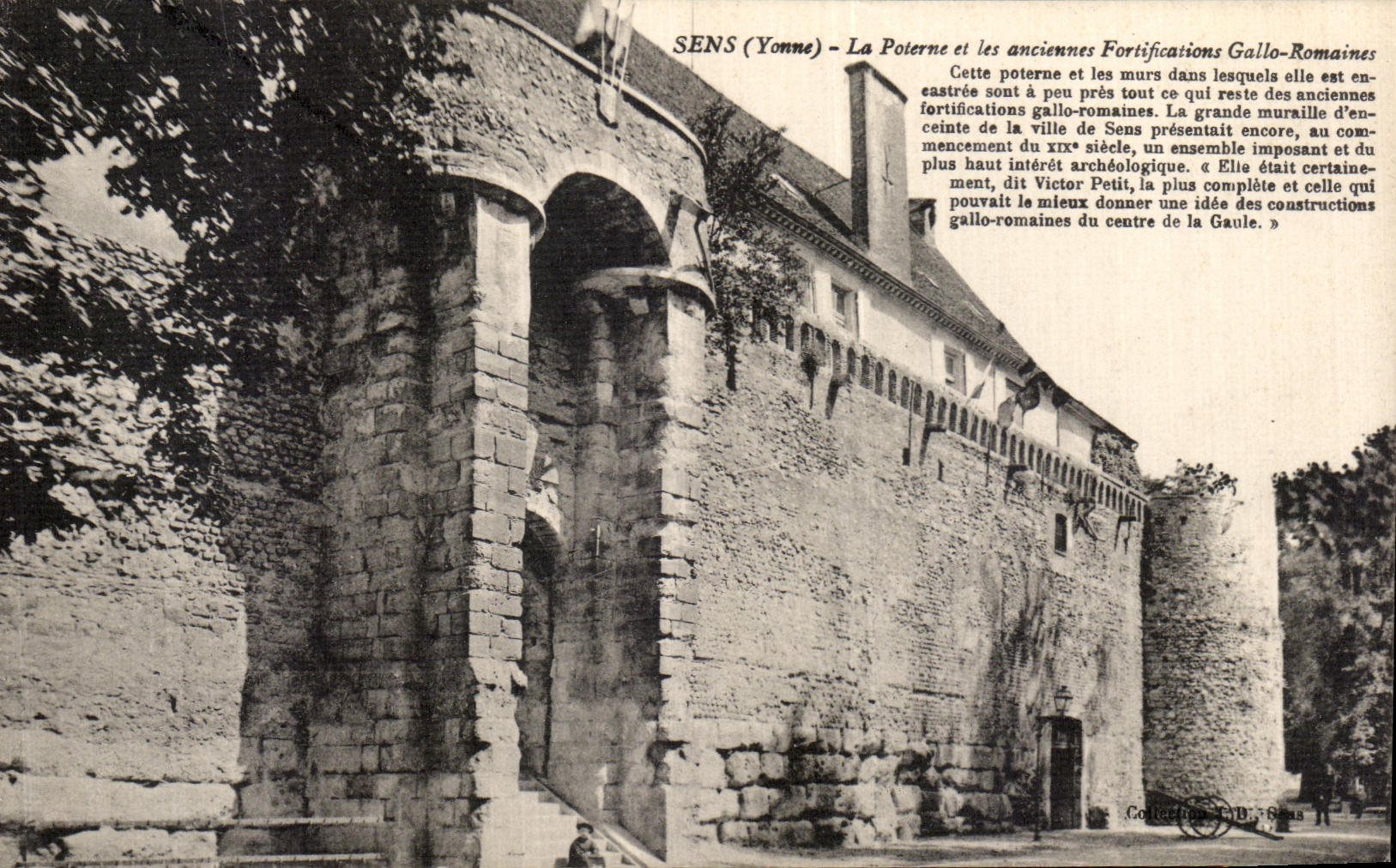 CPA Sens La poterne et les anciennes fortifications gallo romaines