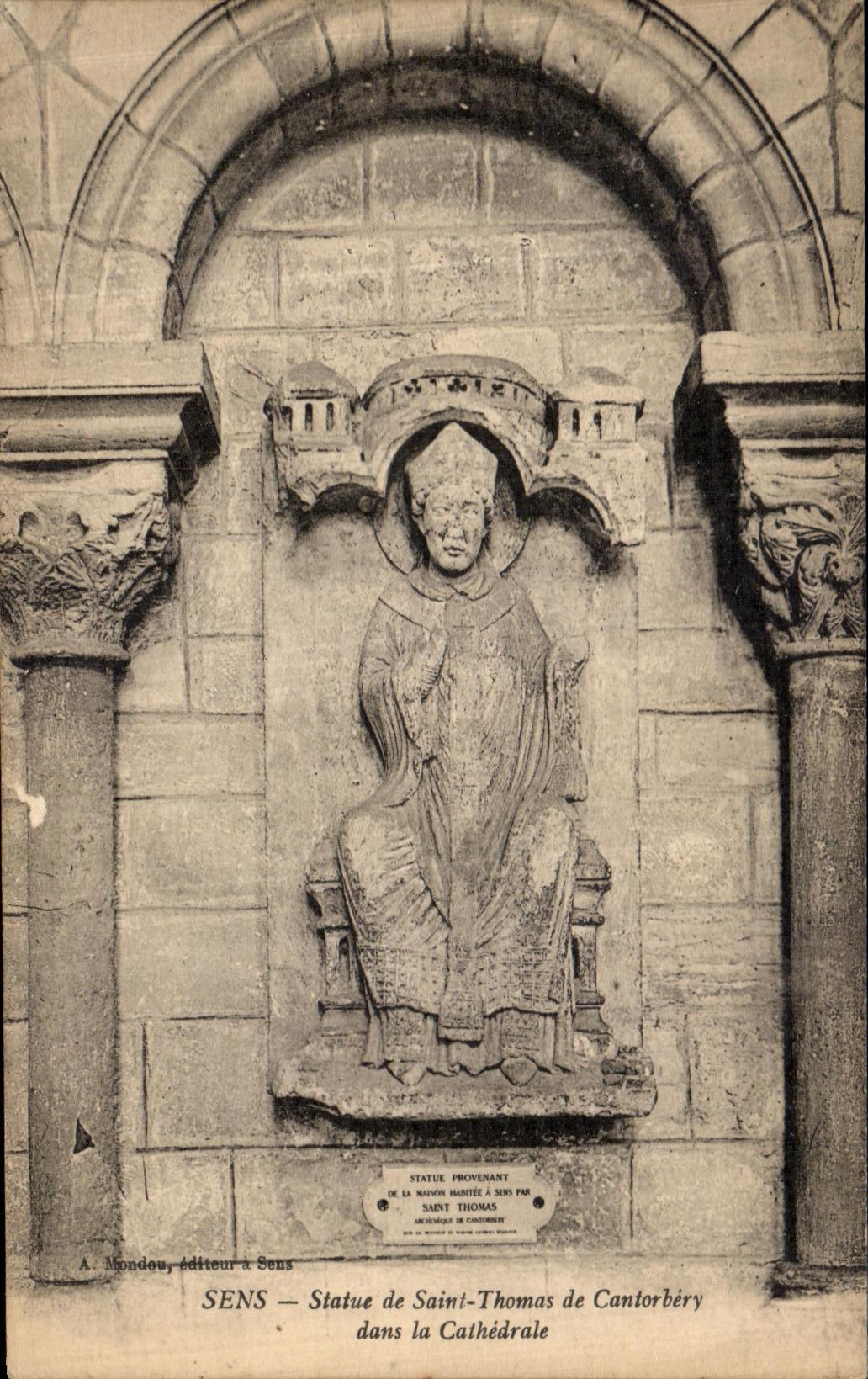 CPA Sens Statue de Saint Thomas de Cantorbery dans la Cathedrale