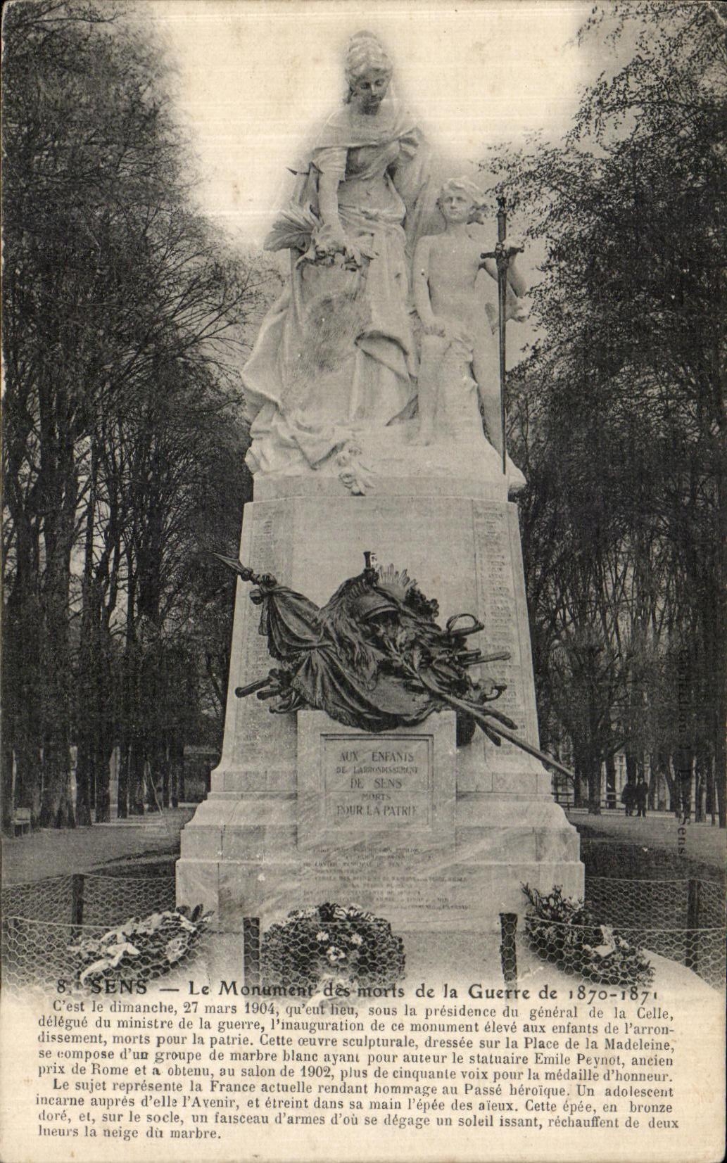 CPA Sens La Monument des Morts de la Guerre de 1870 1871 Militaria