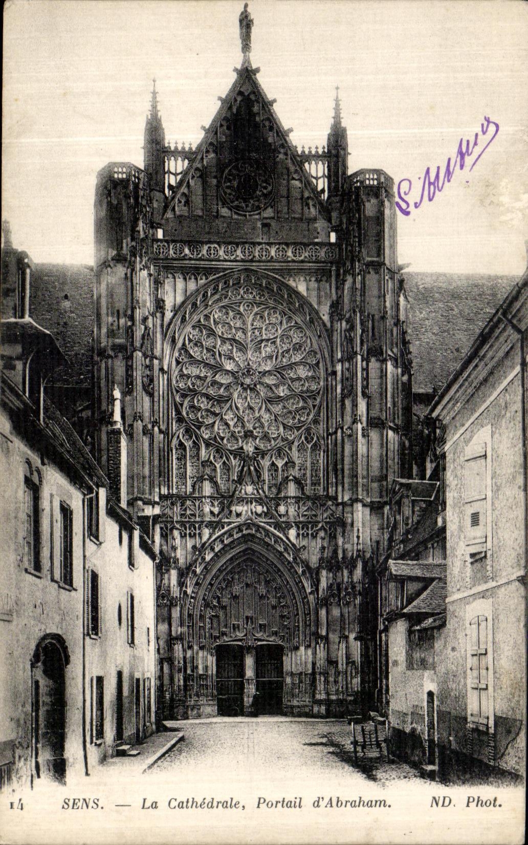 CPA Sens La Cathedrale Portail d Abraham