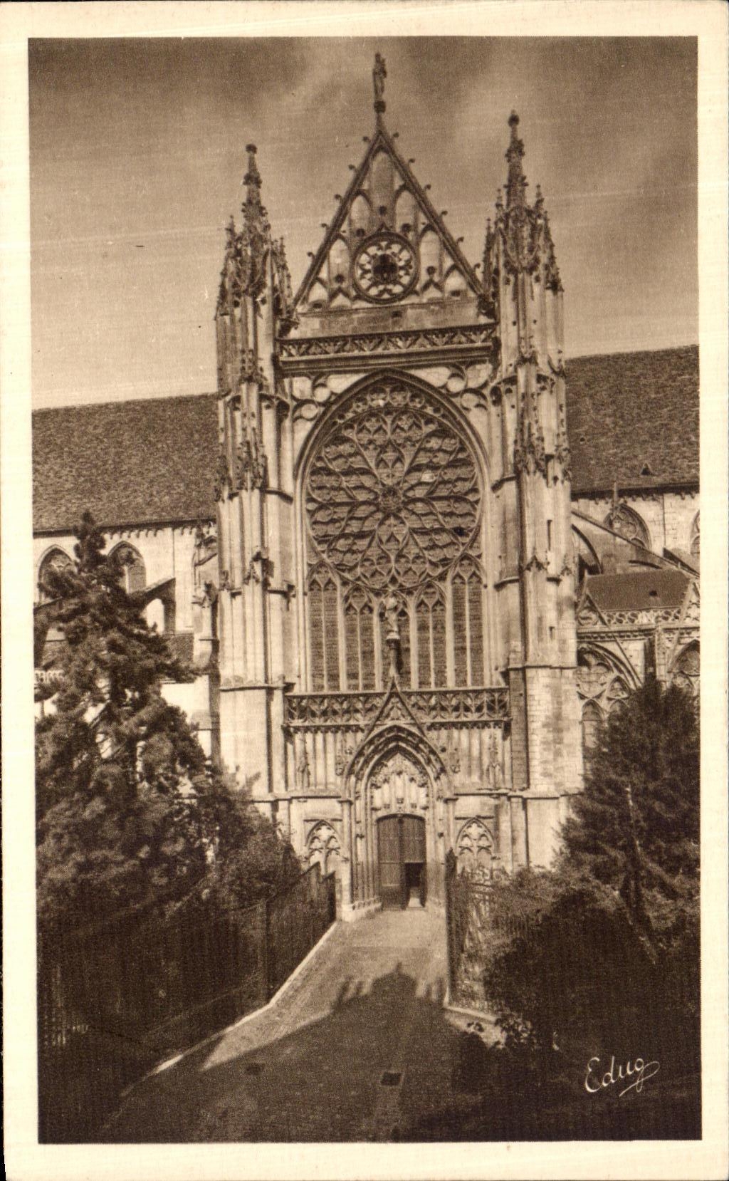 CPA Sens Le Portail Sud de la Cathedrale dit Portall de Moise