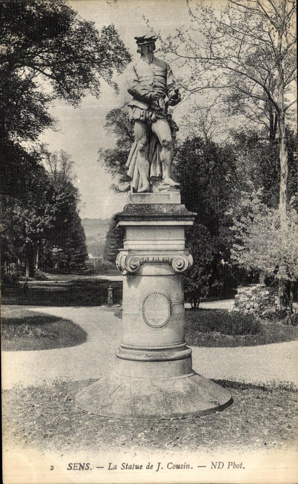 CPA Sens La Statue de J Cousin