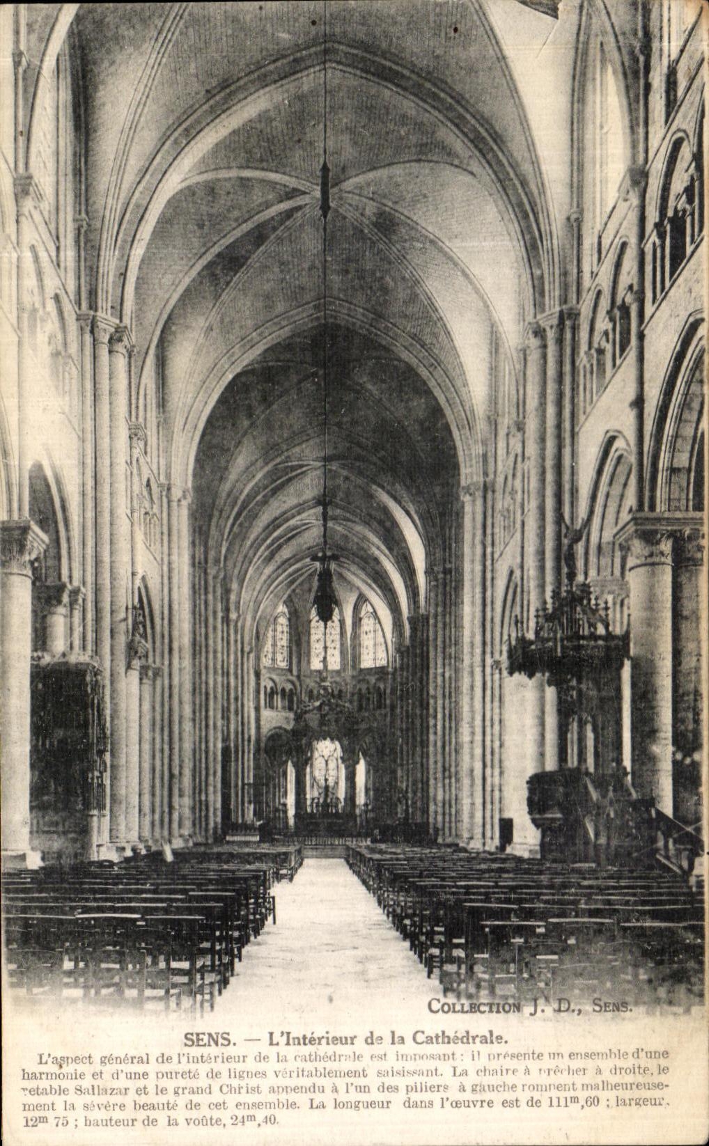 CPA Sens L Interieur de la Cathedrale
