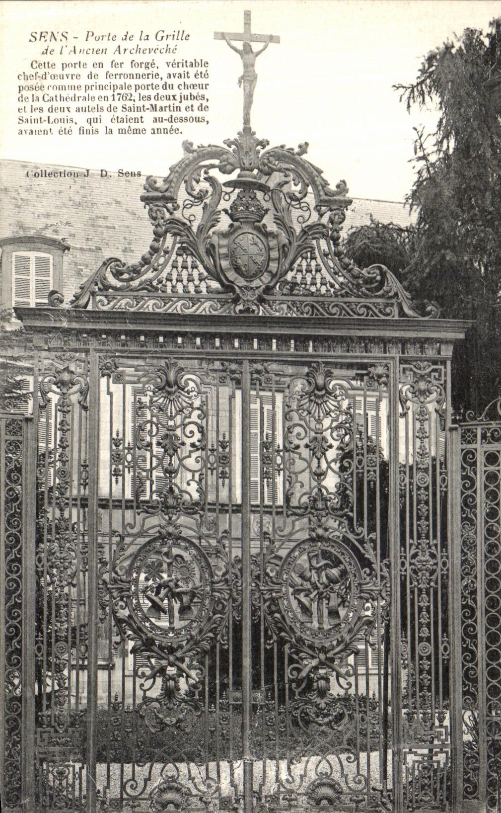 CPA Sens Porte de la Grille de l ancien archeveche 