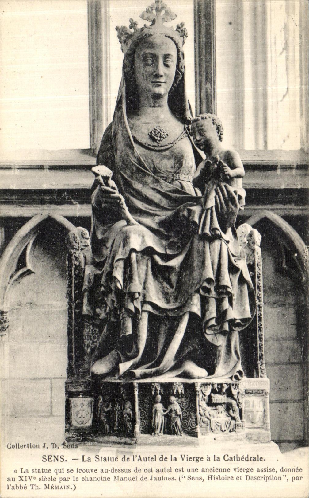 CPA Sens La Statue de l autel de la vierge a la cathedrale