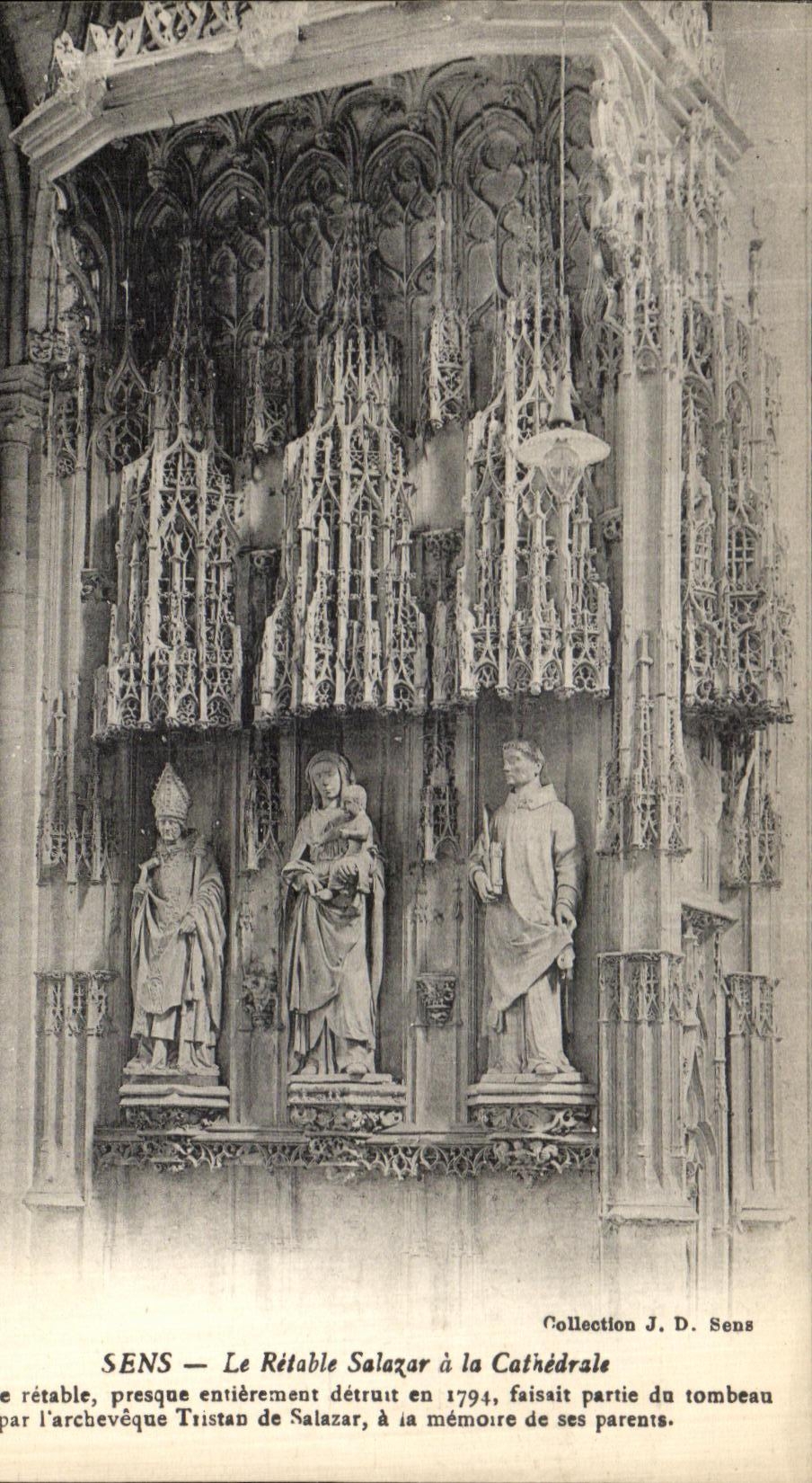 CPA Sens Sens Le Retable Salazar a la cathedrale
