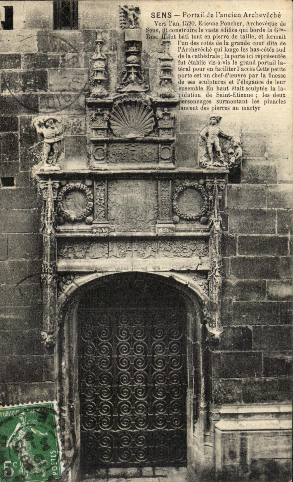 CPA Sens Portail de l ancien Archeveche