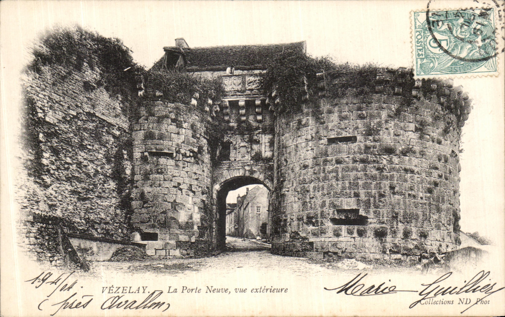 CPA Vezelay La Porte Neuve Vue Exterieure