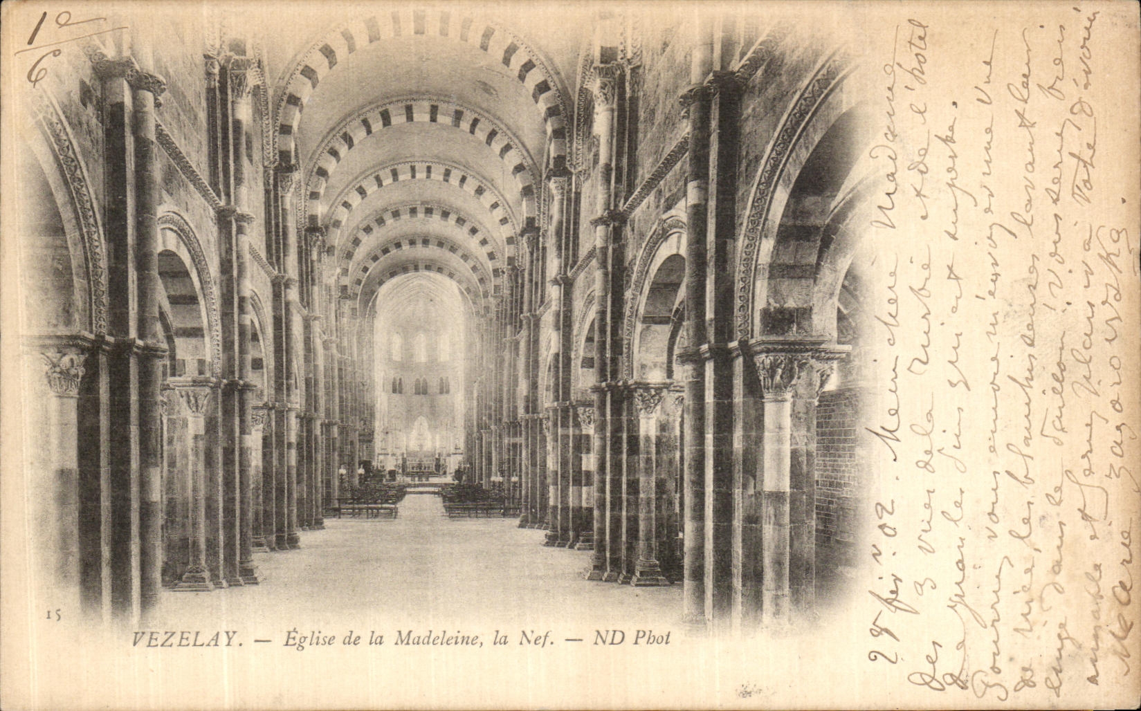 CPA Vezelay Eglise de la Madeleine La Nef 