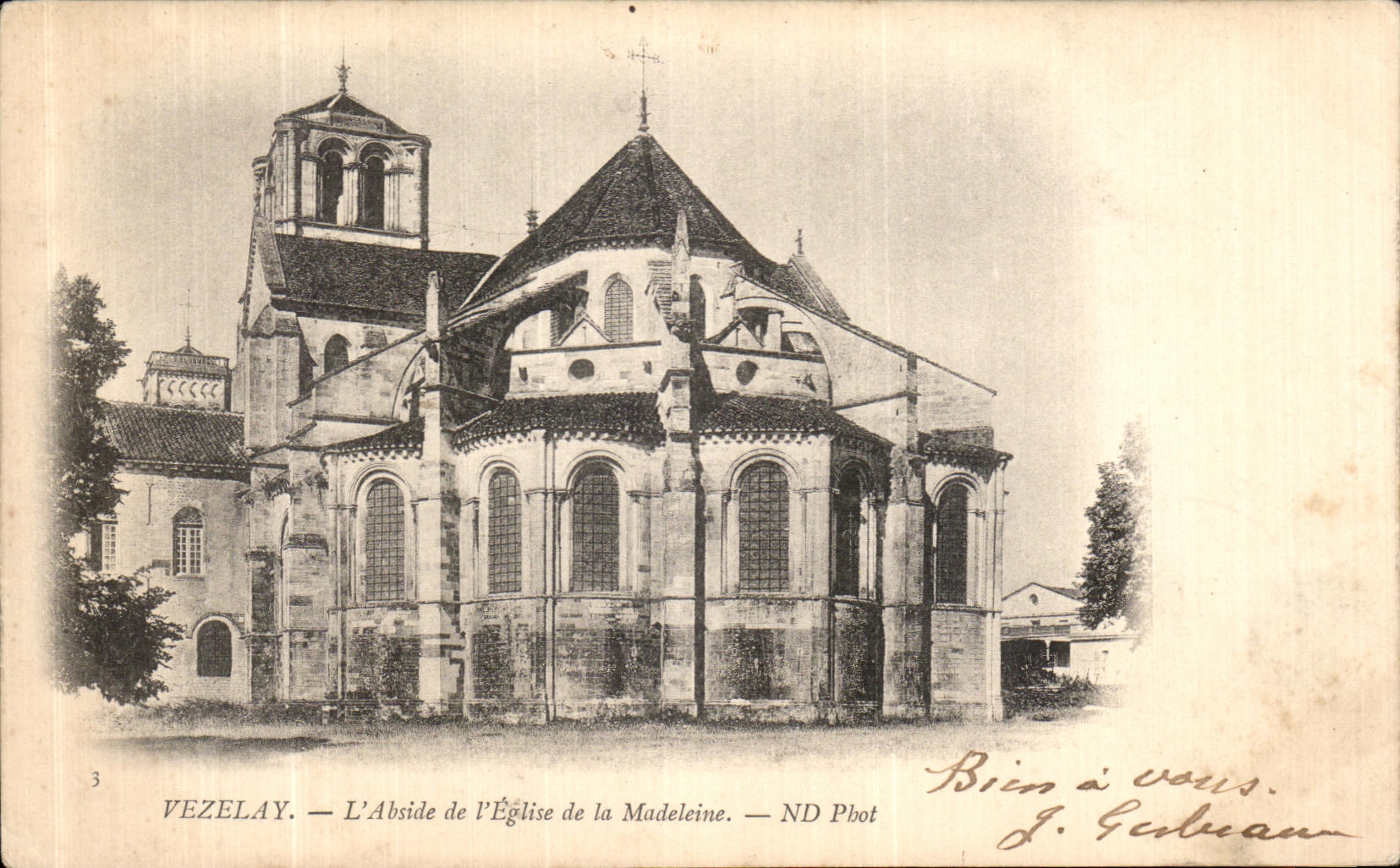 CPA Vezelay L abside de L Eglise de la Madeleine