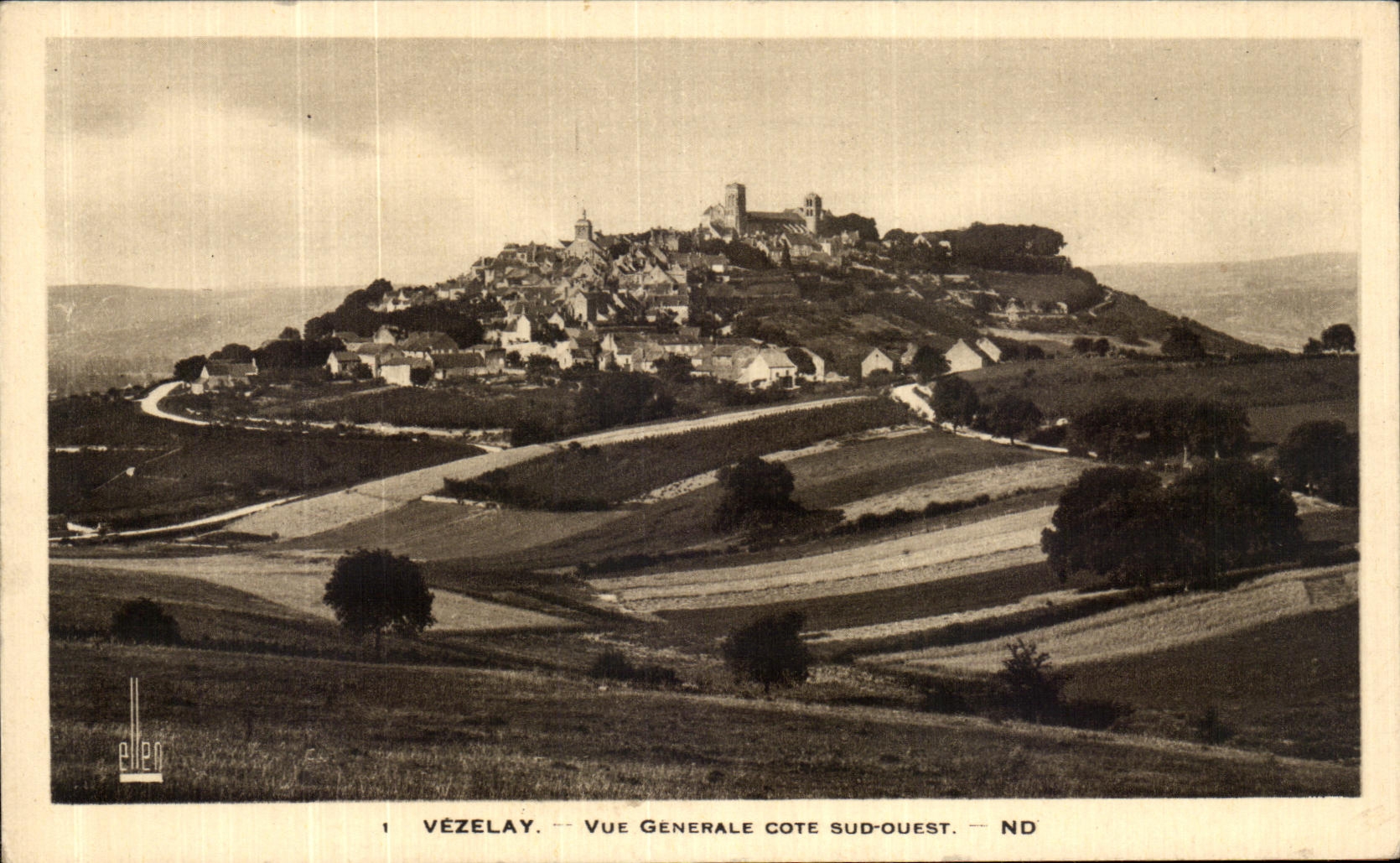 CPA Vezelay Vue Generale Cote sud Ouest