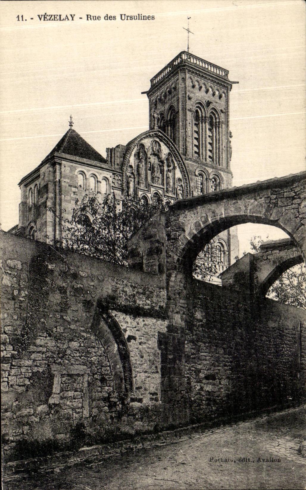 CPA Vezelay Rue des Ursulines