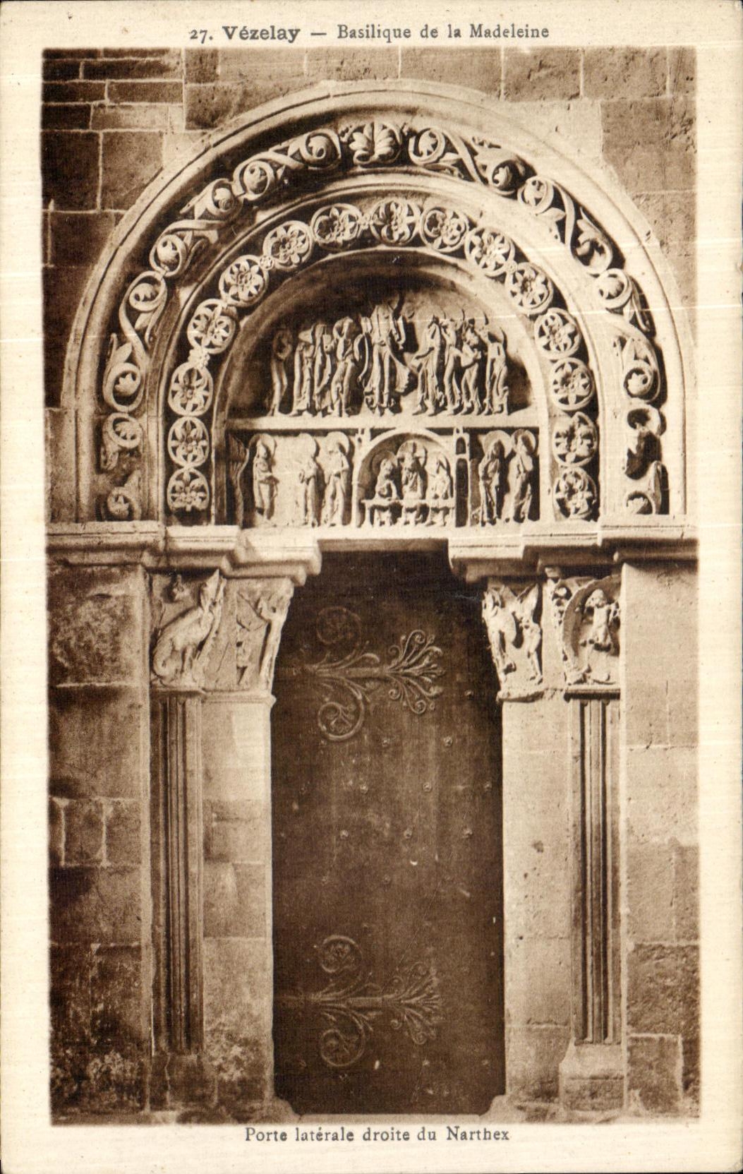 CPA Vezelay Eglise De La Madeleine Portail du Narthex Tympan